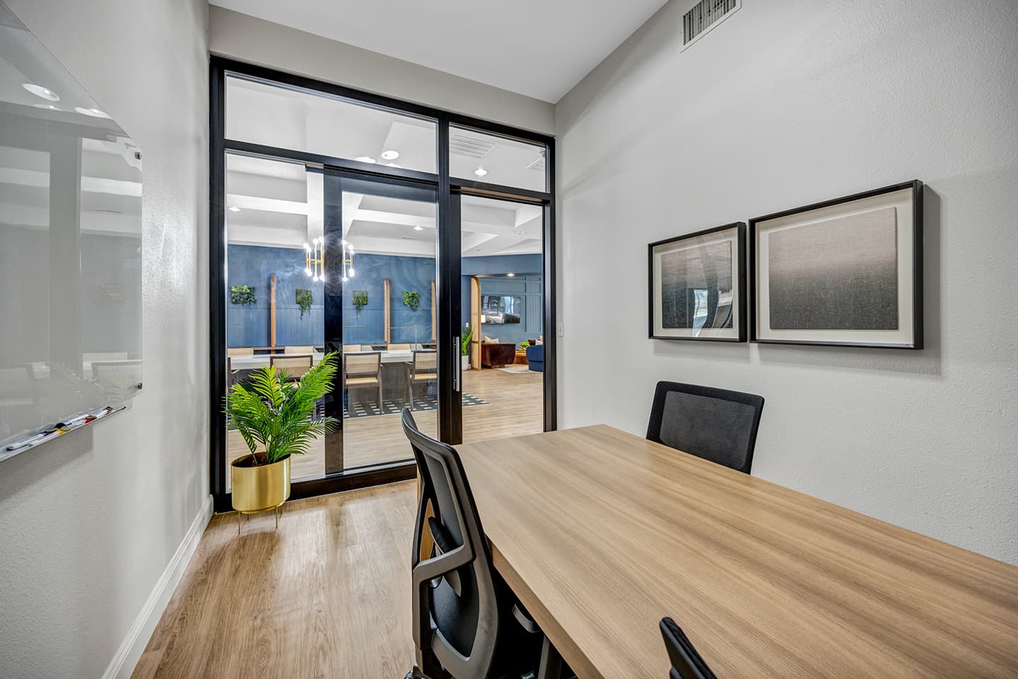 115-Hill-Place—Amenities—Study-Rooms-(2)